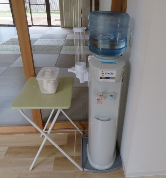 冷水器