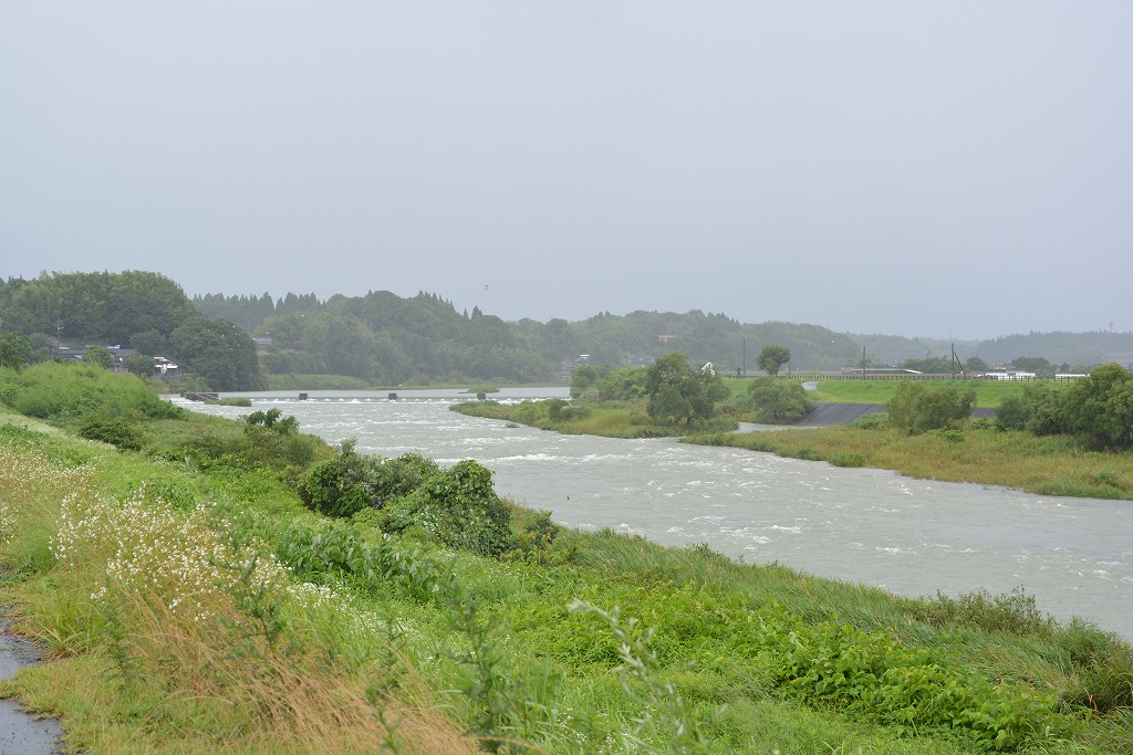 球磨川石坂堰〜庄屋橋付近の様子の写真