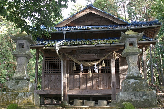 岡原諏訪神社の写真